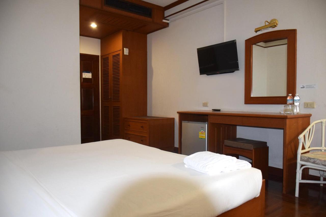 Puangpen Villa Hotel HHQ Eksteriør billede
