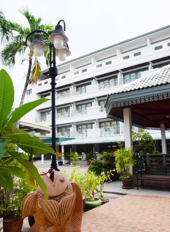 Puangpen Villa Hotel HHQ Eksteriør billede