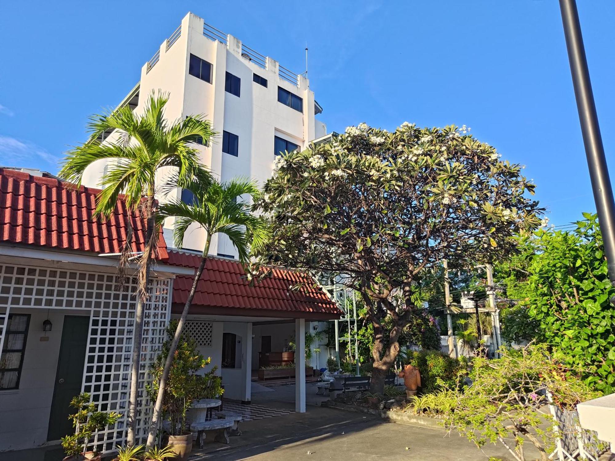 Puangpen Villa Hotel HHQ Eksteriør billede
